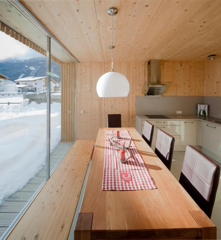 Ferienhaus Alpin Neustift im Stubaital Bilik gambar